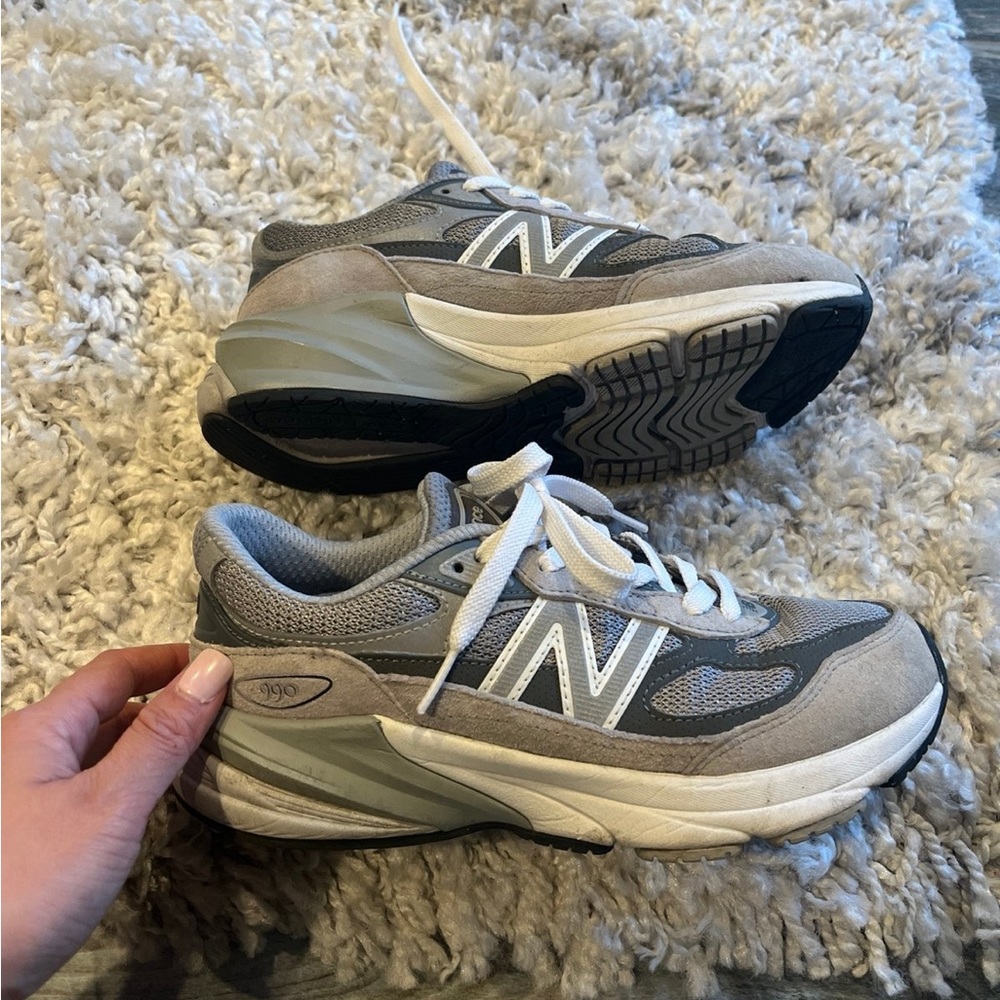New Balance 990v6